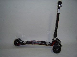 Micro Mobility Kickboard Monster