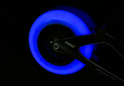 Powerslide NEON Leuchtrolle 110/85A (3er-Set) 